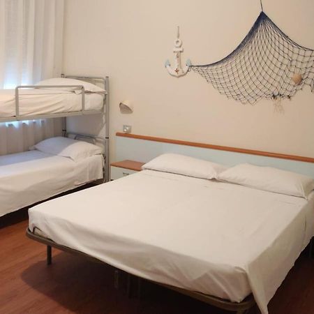 Hotel Maracaibo Rimini Eksteriør billede