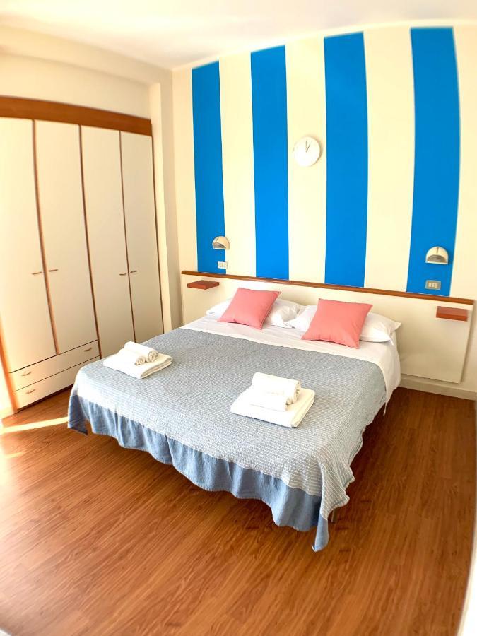 Hotel Maracaibo Rimini Eksteriør billede